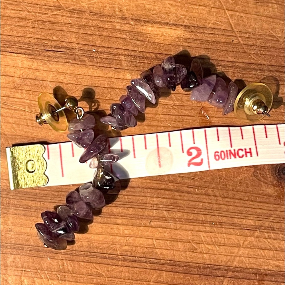 Amethyst chip dangle earrings - Picture 4 of 5